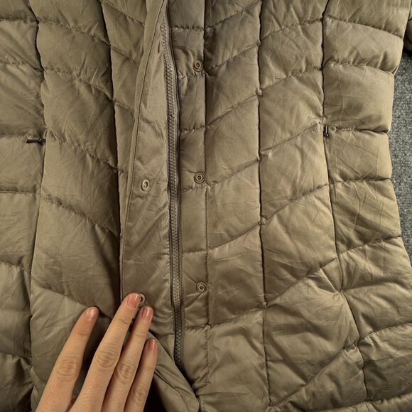 Patagonia Down Fill Puffer Jacket Coat Women Long Beige Hooded Medium Full Zip - Picture 10 of 16